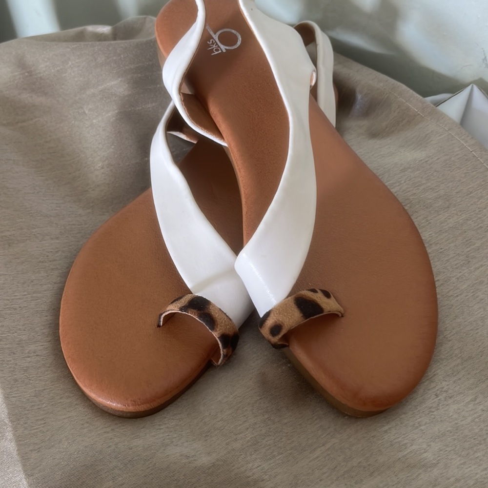 sandals - Picture 2 of 2